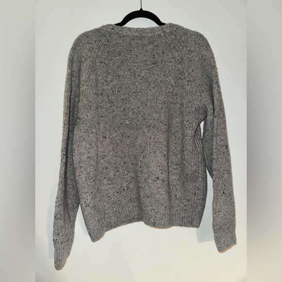 NWT Vince Charcoal V-Neck Wool Women's Sweater - Picture 3 of 4
